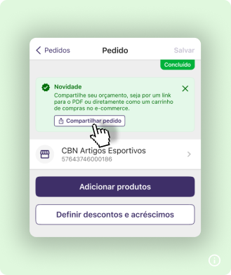 Tela de confirmação de orçamento de pedido, destacando a opção de compartilhar informações com o cliente por WhatsApp ou e-mail. Assim, o representante comercial ganha agilidade no dia a dia.